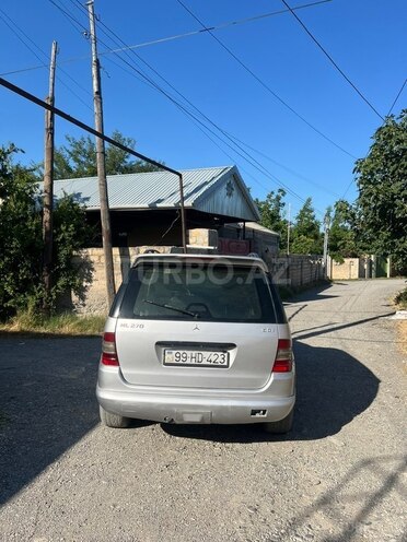 Mercedes ML 270-7