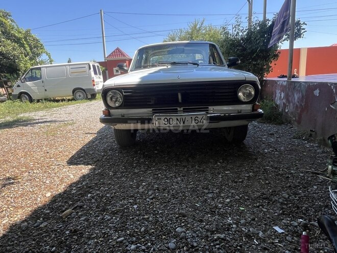 GAZ 24 "Volga"-1