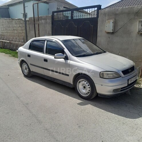 Opel Astra-1