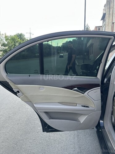 Mercedes E 320-7
