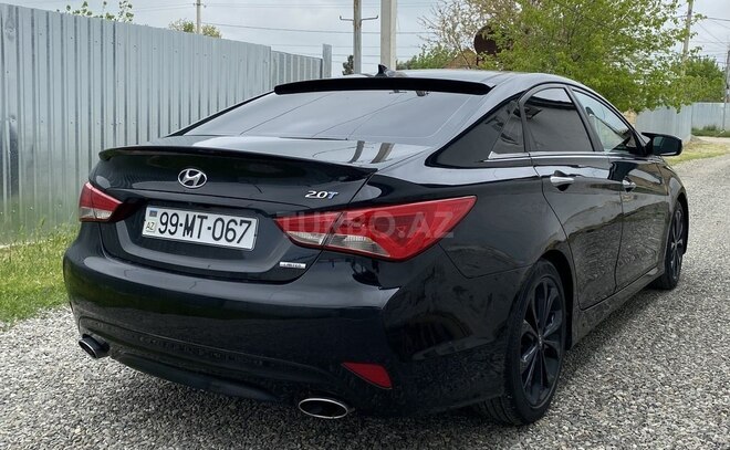 Hyundai Sonata-6