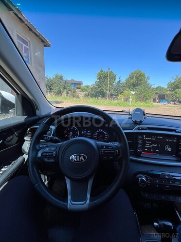 Kia Sorento-2