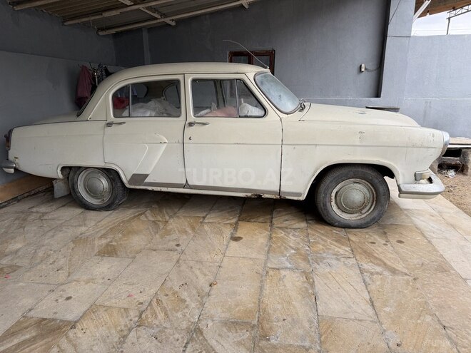 GAZ 21 "Volga"-2