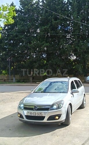 Opel Astra-11