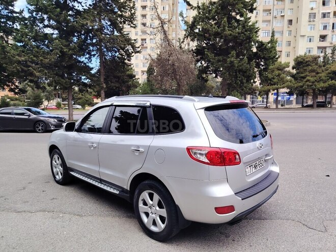 Hyundai Santa Fe-6