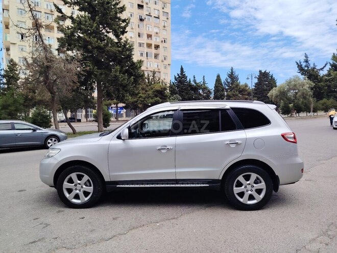 Hyundai Santa Fe-9
