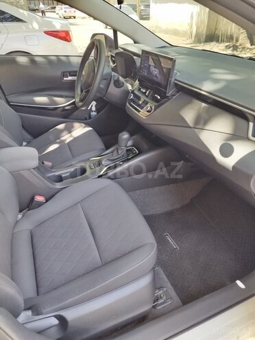 Toyota Corolla-13