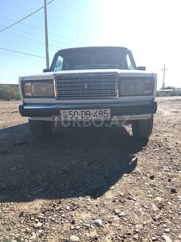 LADA (VAZ) 2107-1