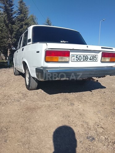 LADA (VAZ) 2107-4