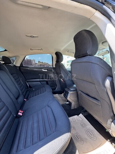 Ford Fusion (North America)-10