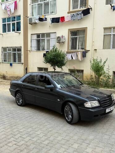 Mercedes C 180-3