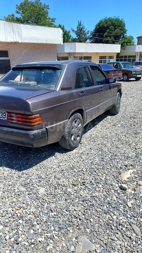 Mercedes 190-3