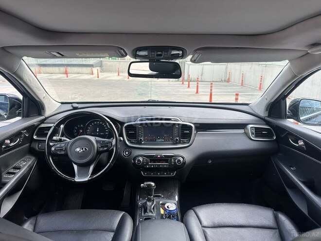 Kia Sorento-8
