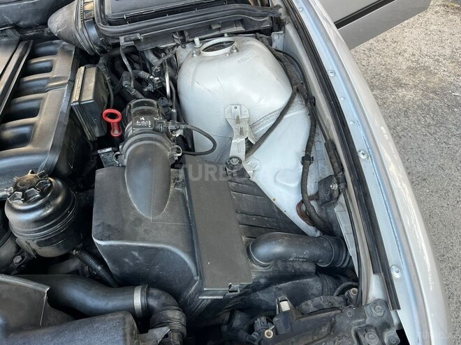 BMW 525-18