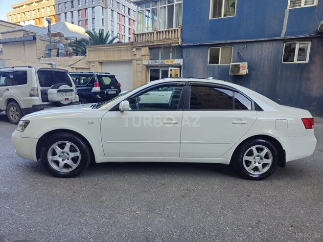 Hyundai Sonata-7