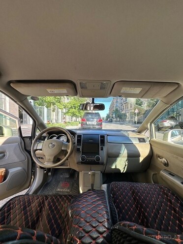Nissan Tiida-7