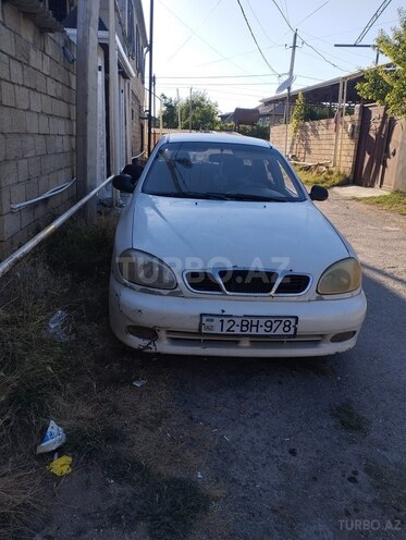 Daewoo Lanos-1
