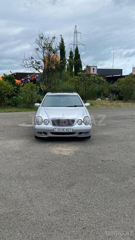 Mercedes E 250-4