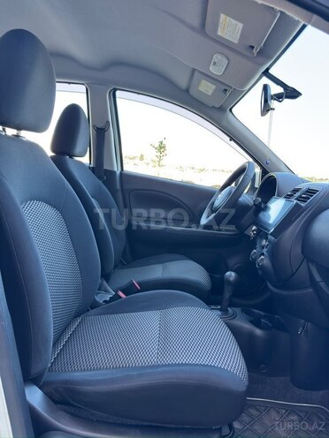 Nissan Micra-13