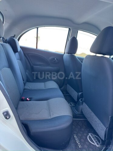Nissan Micra-11