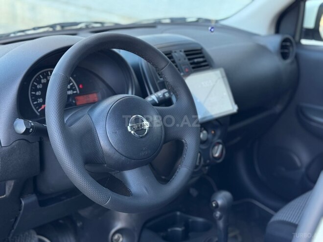Nissan Micra-14