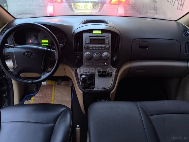 Hyundai H-1-7