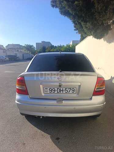 Opel Astra-2