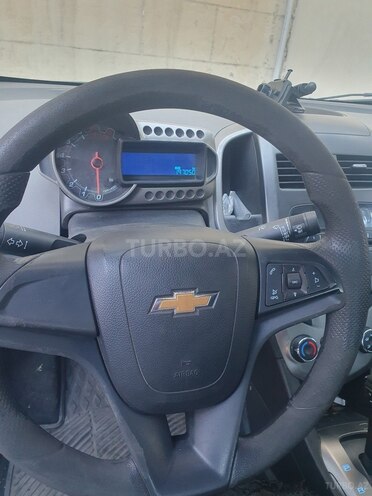 Chevrolet Aveo-3
