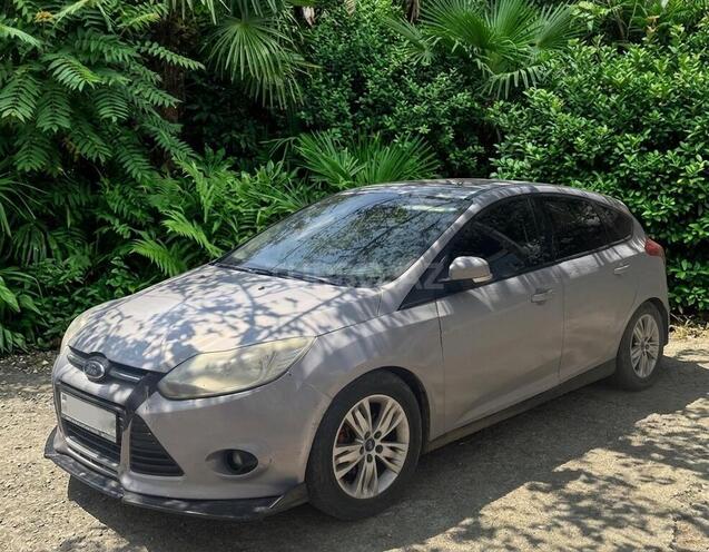 Ford Focus-2