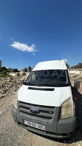 Ford Transit-1