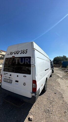 Ford Transit-3