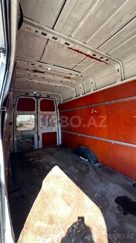 Ford Transit-6