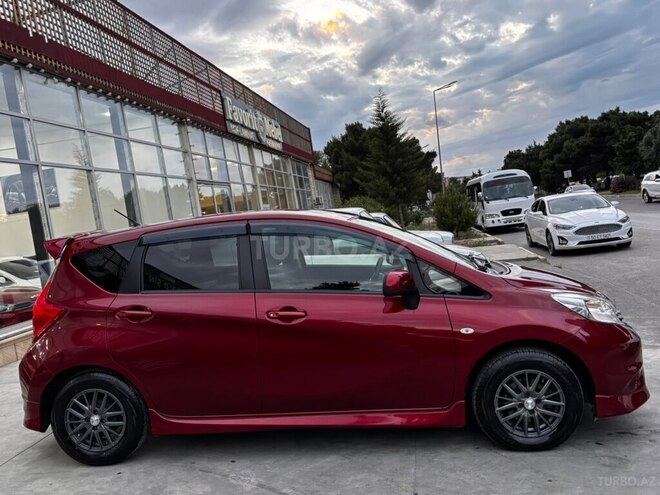 Nissan Note-5