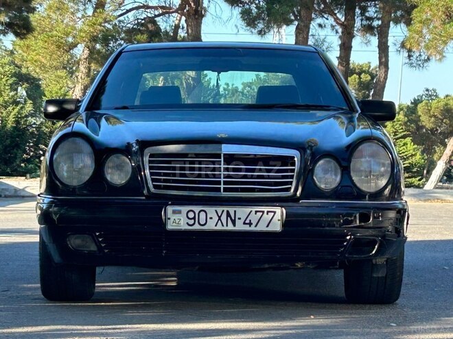 Mercedes E 230-2
