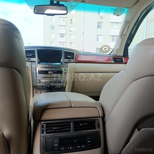 Lexus LX 570-6