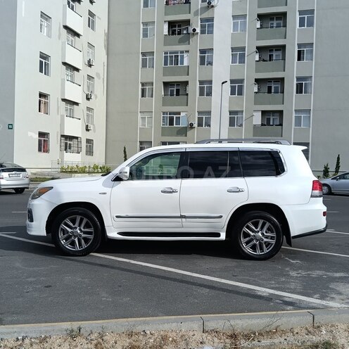 Lexus LX 570-12