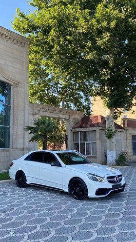 Mercedes E 250-2