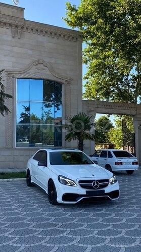 Mercedes E 250-3