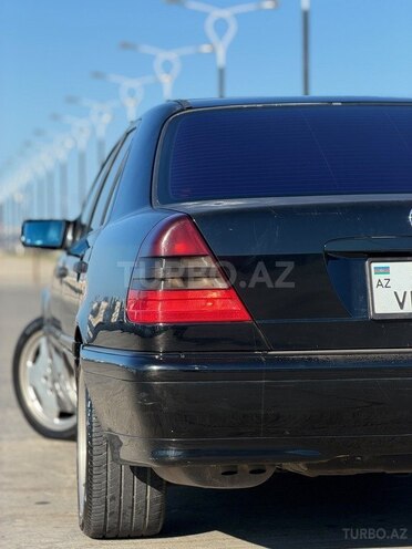 Mercedes C 230-7