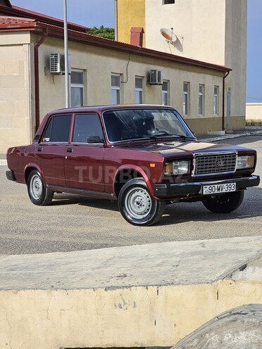 LADA (VAZ) 2107-1