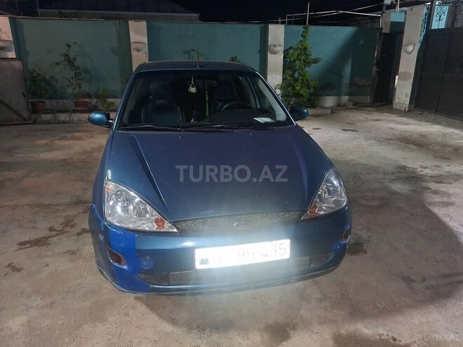 Ford Focus-1