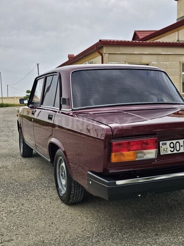 LADA (VAZ) 2107-21