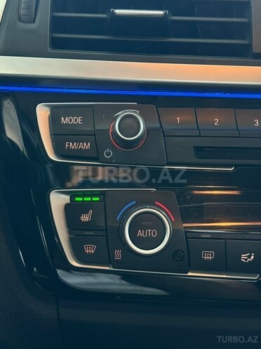 BMW 320d-22