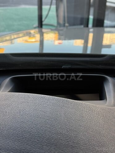 BMW 320d-23