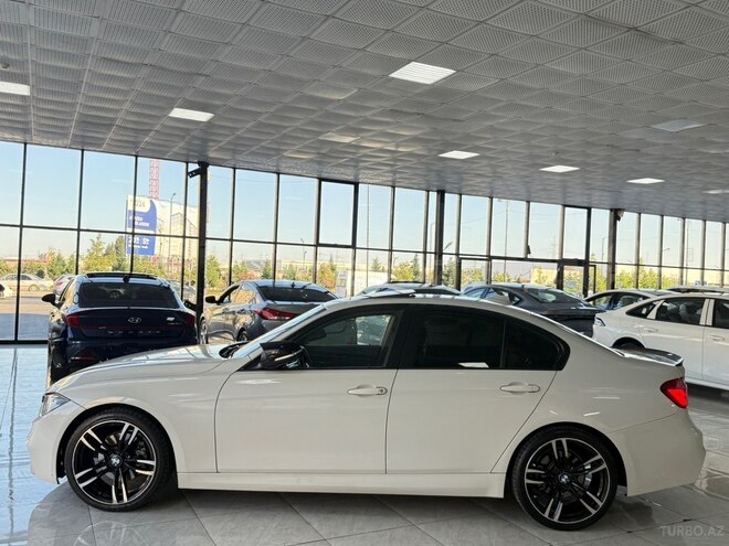 BMW 320d-9