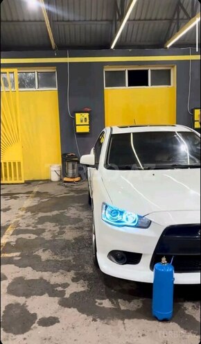 Mitsubishi Lancer-3