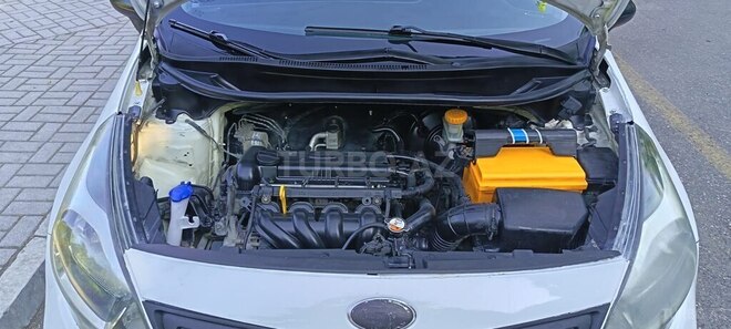 Kia Rio-7