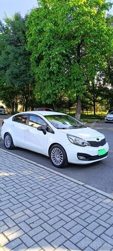 Kia Rio-8