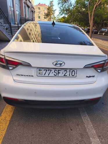 Hyundai Sonata-3