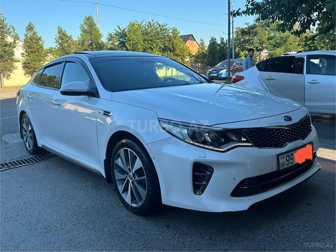 Kia Optima-3